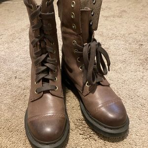 Dr. Martens Aimilita Boot NWOB